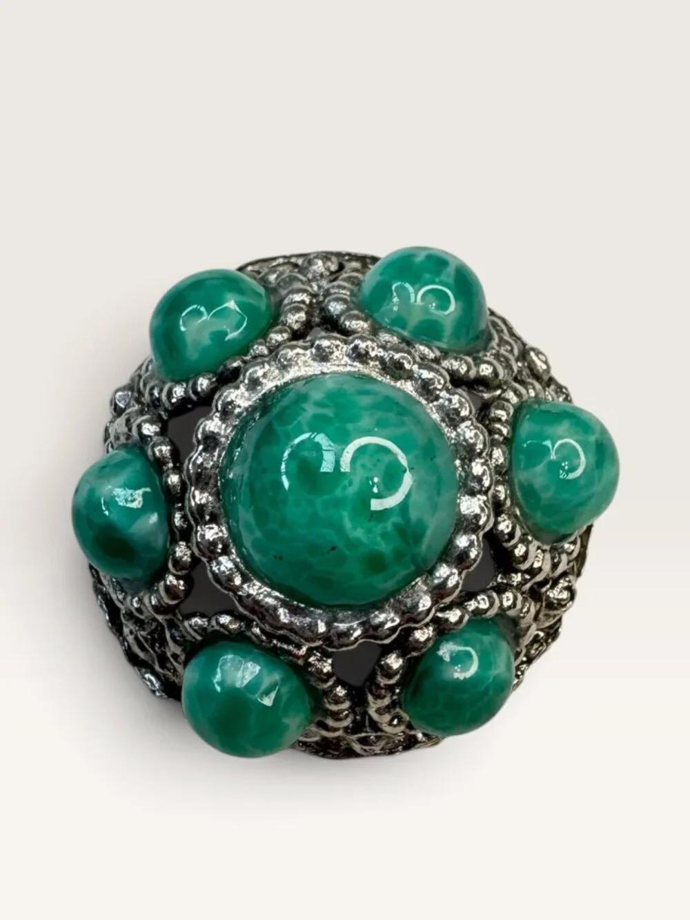 1960s Green Mottled Peking Glass Cabochon Silver Tone Dome Brooch 1.11